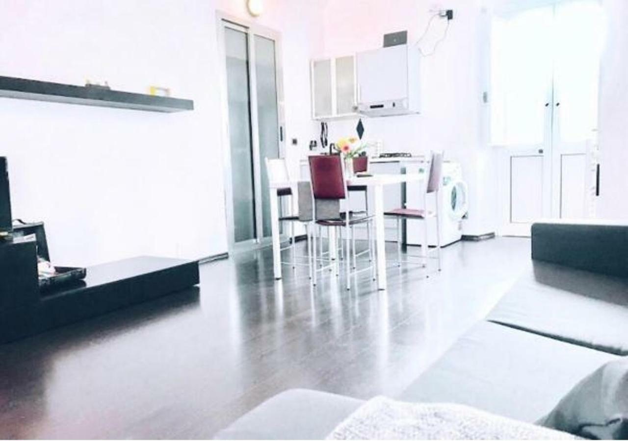 Cozy Studio Apartment - Borgo Campidoglio Turim Exterior foto